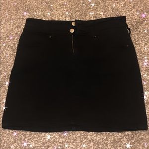 ✨black denim pacsun skirt✨